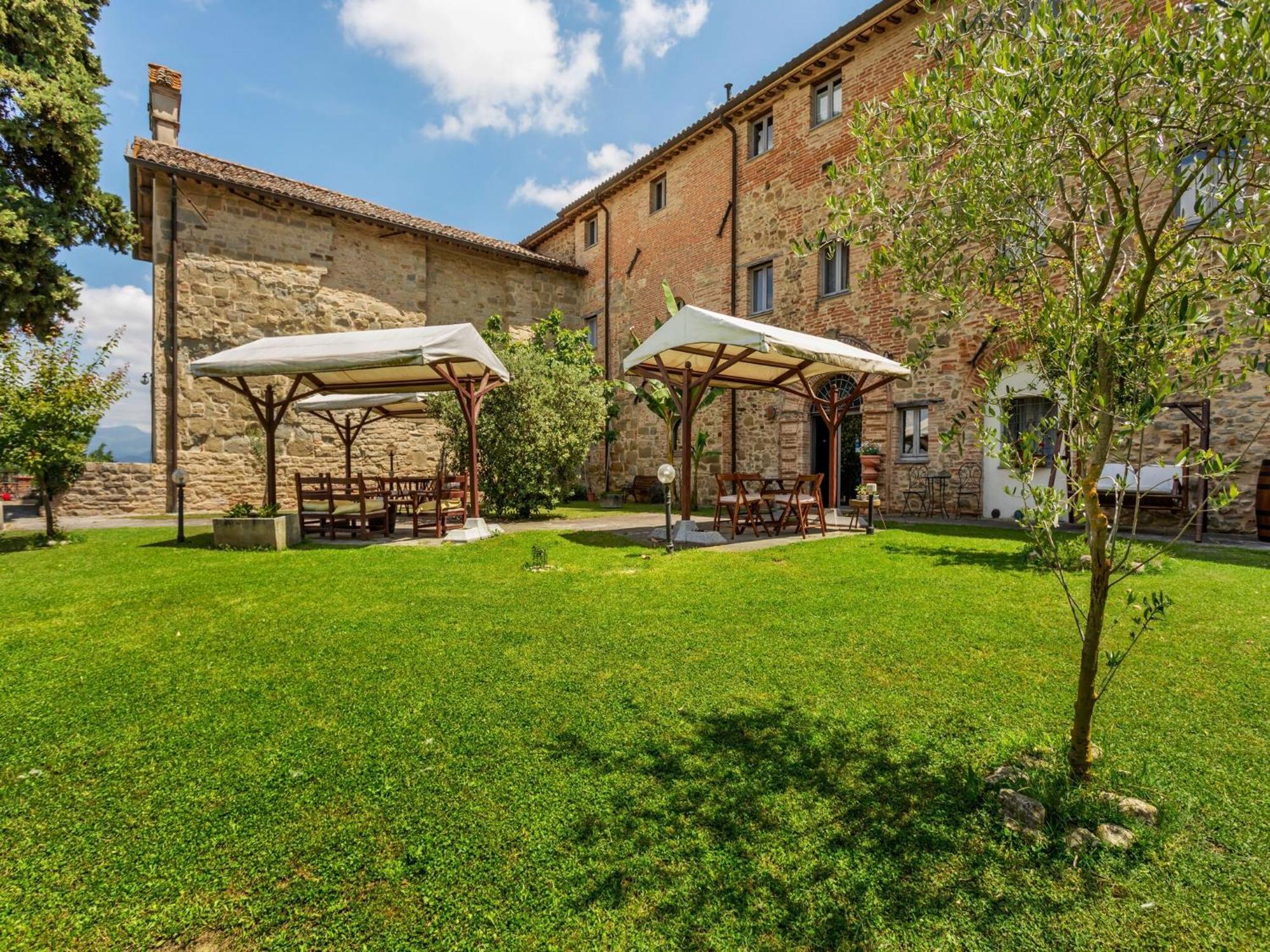 Rustic Holiday Home In Citt Di Castello With Swimming Pool Città di Castello Exteriör bild